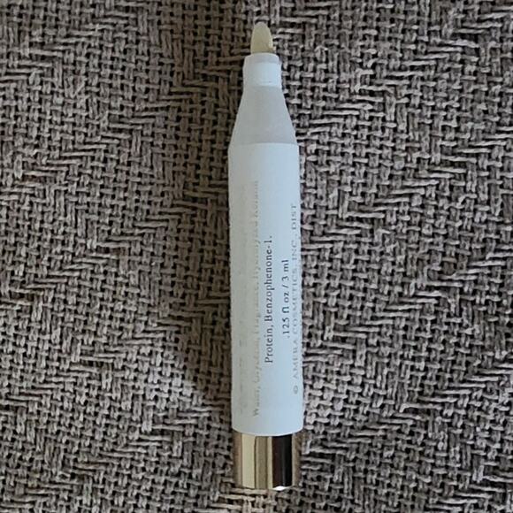 Amera Corrector Pen for beautiful nails use removes nail polish around cuticles - Picture 4 of 8